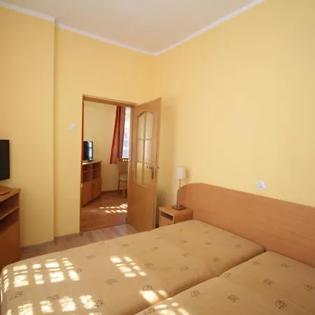 Gryf Blisko Plazy クリニツァ・モルスカ