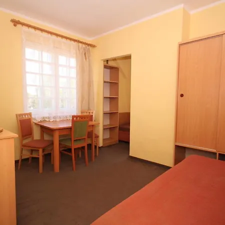 Gryf Pokoje Blisko Plazy Homestay Krynica Morska
