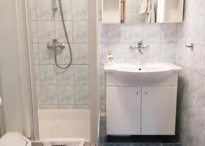 Gryf Blisko Plazy * Krynica Morska